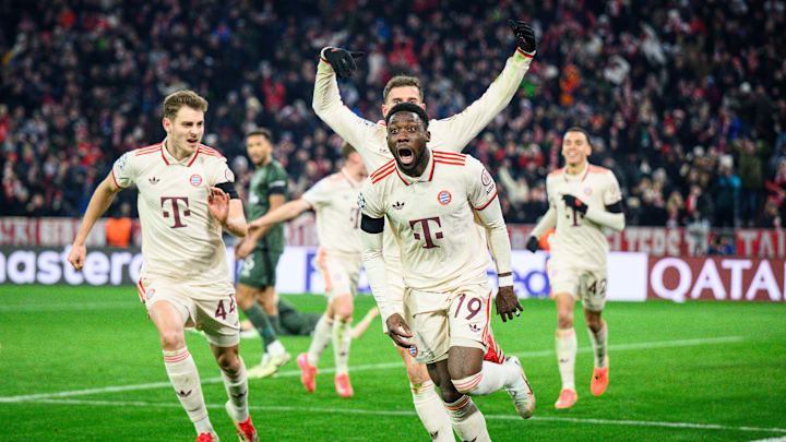 Alphonso Davies jubelt über das entscheidende Tor Alphonso Davies jubelt über das entscheidende Tor