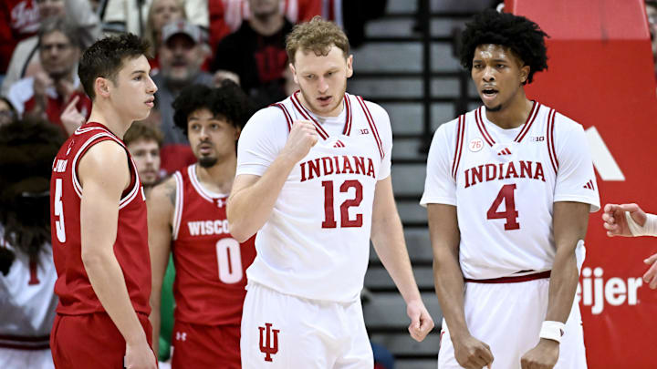 Indiana is a home favorite against Oregon on Monday night.