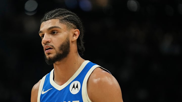 Charlotte Hornets v Milwaukee Bucks