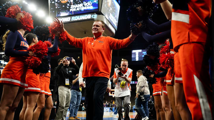 Mar 23, 2024; Omaha, NE, USA; Illinois Fighting Illini head coach Brad Underwood leaves the court after the game against the Duquesne Dukes in the second round of the 2024 NCAA Tournament at CHI Health Center Omaha. Mandatory Credit: Dylan Widger-USA TODAY Sports Mar 23, 2024; Omaha, NE, USA; Illinois Fighting Illini head coach Brad Underwood leaves the court after the game against the Duquesne Dukes in the second round of the 2024 NCAA Tournament at CHI Health Center Omaha. Mandatory Credit: Dylan Widger-USA TODAY Sports