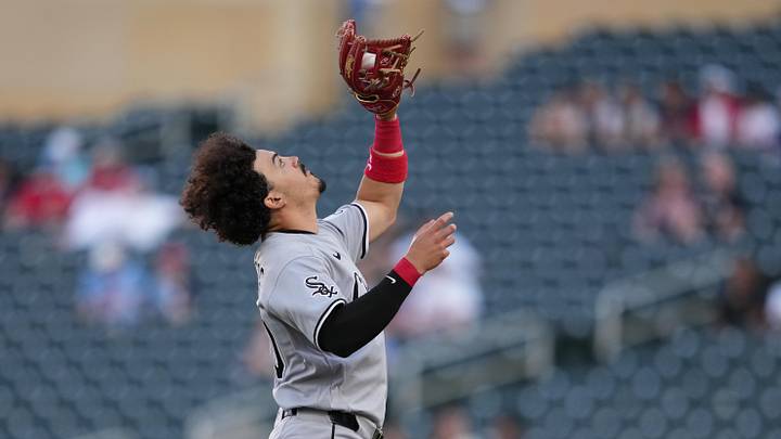 Jun 1, 2026; Minneapolis, Minnesota, USA; Chicago White Sox third baseman Miguel Vargas (20) catches the ball for the out during the second inning against the Minnesota Twins at Target Field. Mandatory Credit: Jordan Johnson-Imagn Images