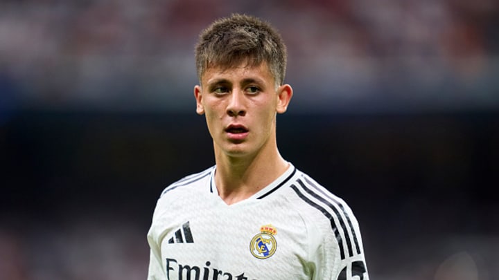 Arda Güler est annoncé titulaire.