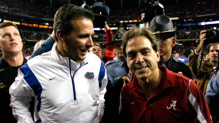 Urban Meyer y Nick Saban durante un Florida-Alabama. Urban Meyer y Nick Saban durante un Florida-Alabama.