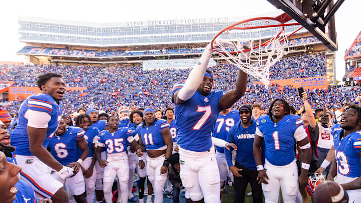 Florida Gators tight end Amir Jackson (7) slam dunks the football ball at Ben Hill Griffin Stadium in Gainesville, FL on Saturday, November 23, 2024 after the Florida Gators defeated the Rebels 24-17 [Doug Engle/Gainesville Sun]