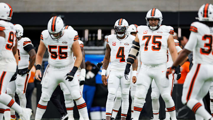 Cleveland Browns v Las Vegas Raiders