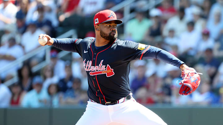 Mar 2, 2025; North Port, Florida, USA; Atlanta Braves starting pitcher Reynaldo Lopez (40) throws a pitch against the New York Yankees during the first inning at CoolToday Park. Mandatory Credit: Kim Klement Neitzel-Imagn Images