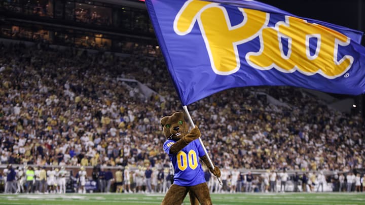 Nov 22, 2025; Atlanta, Georgia, USA; Pittsburgh Panthers mascot Roc waves a flag against the Georgia Tech Yellow Jackets in the first quarter at Bobby Dodd Stadium at Hyundai Field. Mandatory Credit: Brett Davis-Imagn Images Nov 22, 2025; Atlanta, Georgia, USA; Pittsburgh Panthers mascot Roc waves a flag against the Georgia Tech Yellow Jackets in the first quarter at Bobby Dodd Stadium at Hyundai Field. Mandatory Credit: Brett Davis-Imagn Images