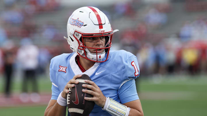 Oct 4, 2025; Houston, Texas, USA; Houston Cougars quarterback Conner Weigman (1) warm up before playing against Texas Tech Red Raiders at TDECU Stadium. Mandatory Credit: Thomas Shea-Imagn Images