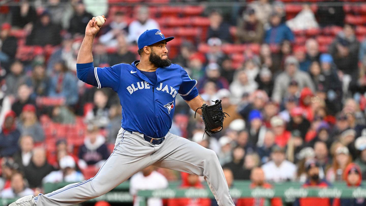 Shane Bieber, Yimi Garcia getting closer to returning to the Toronto Blue Jays