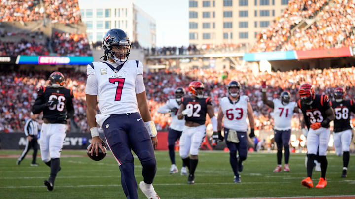 Houston Texans quarterback C.J. Stroud (7) runs into the end zone for a touchdown in the fourth