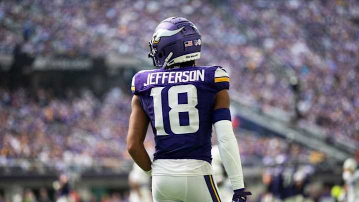 Los Angeles Chargers v Minnesota Vikings