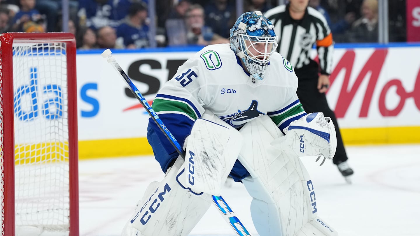 Canucks' Thatcher Demko Done for Season After Hip Surgery