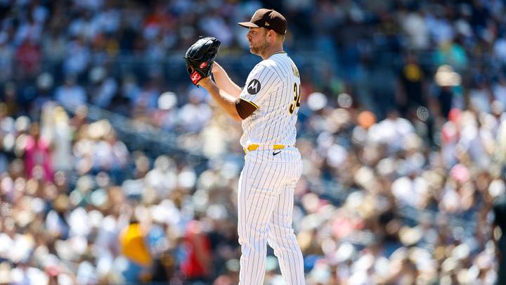 Jun 10, 2026; San Diego, California, USA; San Diego Padres starting pitcher Michael King (34) throws a pitch during the seventh inning against the Cincinnati Reds at Petco Park. Mandatory Credit: David Frerker-Imagn Images Jun 10, 2026; San Diego, California, USA; San Diego Padres starting pitcher Michael King (34) throws a pitch during the seventh inning against the Cincinnati Reds at Petco Park. Mandatory Credit: David Frerker-Imagn Images