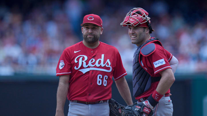 Cincinnati Reds pitcher Brett Kennedy and catcher Curt Casali