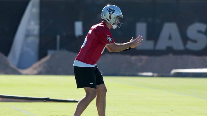 Jun 9, 2026; Henderson, NV, USA; Las Vegas Raiders quarterback Fernando Mendoza (15) takes the snap during minicamp at Intermountain Health Performance Center. Mandatory Credit: Kirby Lee-Imagn Images Jun 9, 2026; Henderson, NV, USA; Las Vegas Raiders quarterback Fernando Mendoza (15) takes the snap during minicamp at Intermountain Health Performance Center. Mandatory Credit: Kirby Lee-Imagn Images