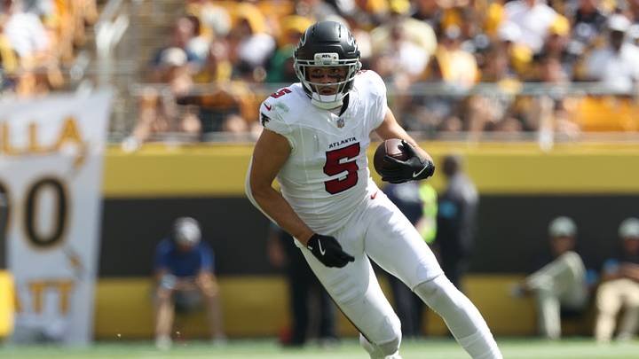 Sep 13, 2026; Pittsburgh, Pennsylvania, USA;  Atlanta Falcons wide receiver Drake London (5) runs after a catch during the second quarter against the Pittsburgh Steelers at Acrisure Stadium.  Mandatory Credit: Charles LeClaire-Imagn Images