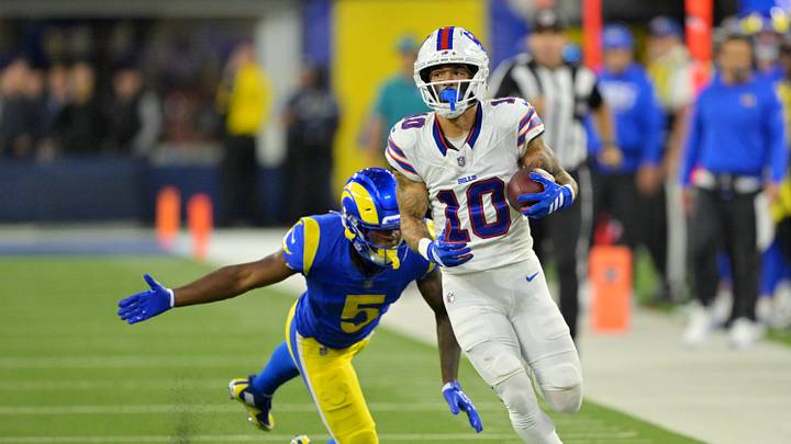 Oct 12, 2026; Inglewood, California, USA; Buffalo Bills wide receiver Khalil Shakir (10) runs after making a catch as Los Angeles Rams safety Kamren Kinchens (5) defends during overtime at SoFi Stadium. Mandatory Credit: Jayne Kamin-Oncea-Imagn Images Oct 12, 2026; Inglewood, California, USA; Buffalo Bills wide receiver Khalil Shakir (10) runs after making a catch as Los Angeles Rams safety Kamren Kinchens (5) defends during overtime at SoFi Stadium. Mandatory Credit: Jayne Kamin-Oncea-Imagn Images