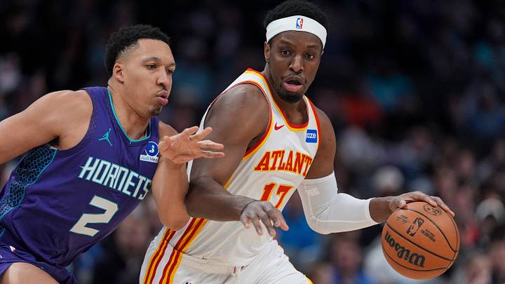 Feb 11, 2026; Charlotte, North Carolina, USA; Atlanta Hawks forward Onyeka Okongwu (17) handles the ball against Charlotte Hornets forward Grant Williams (2) during first quarter at Spectrum Center. Mandatory Credit: Jim Dedmon-Imagn Images Feb 11, 2026; Charlotte, North Carolina, USA; Atlanta Hawks forward Onyeka Okongwu (17) handles the ball against Charlotte Hornets forward Grant Williams (2) during first quarter at Spectrum Center. Mandatory Credit: Jim Dedmon-Imagn Images