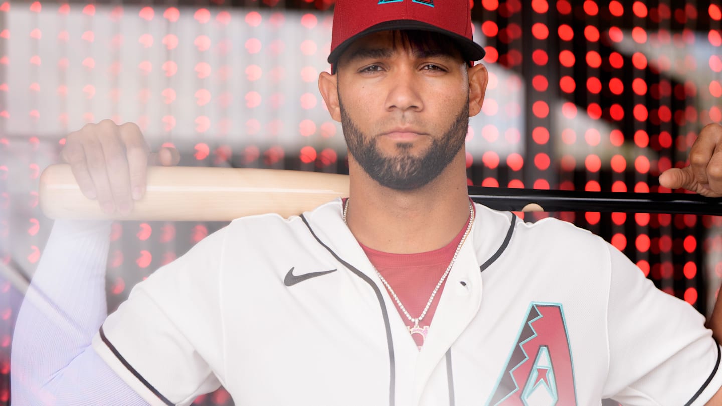 D-backs Hard-Hitting Outfielder's Miraculous Return Imminent