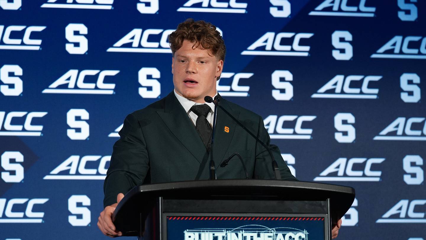 Deslauriers believes Syracuse is ’10 steps ahead’ of where they were last year
