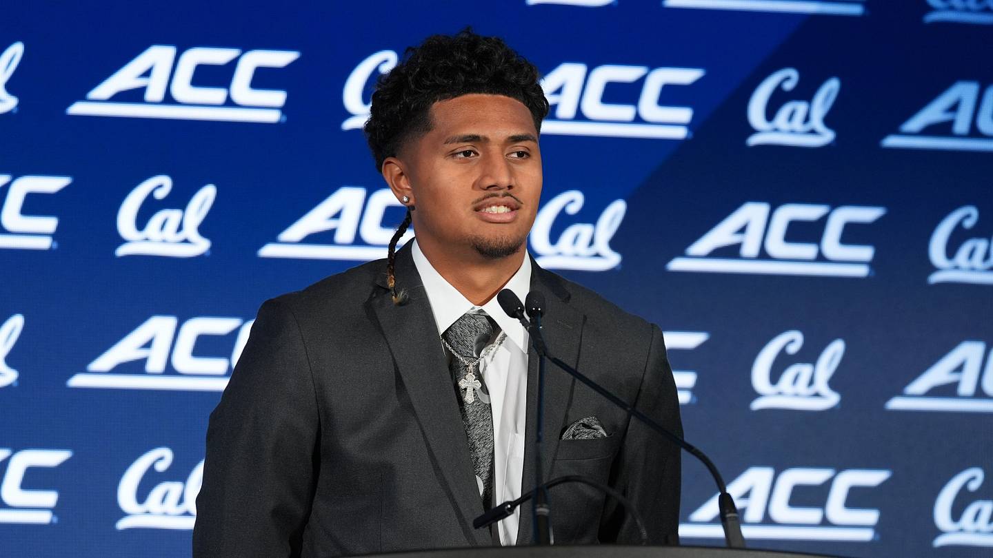 Cal QB Jaron-Keawe Sagapolutele on Maxwell Award Watch List