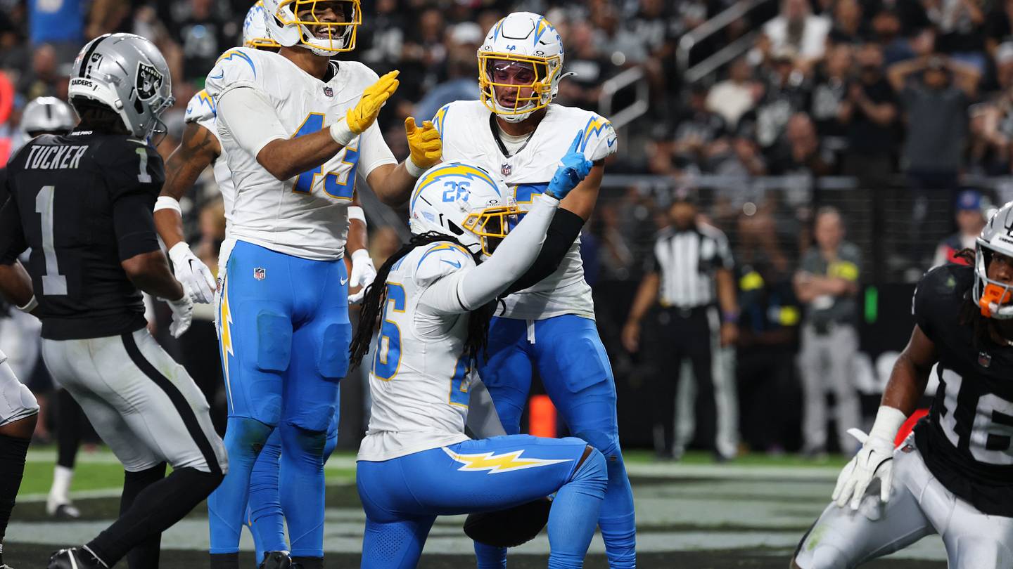 The Chargers Veteran Who is Quietly Making This Defense Even More Dangerous