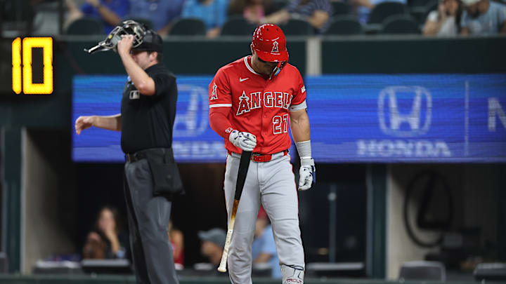 Los Angeles Angels v Texas Rangers