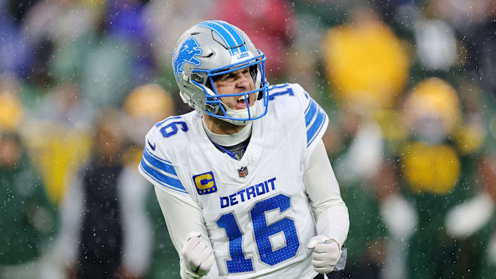 Detroit Lions v Green Bay Packers