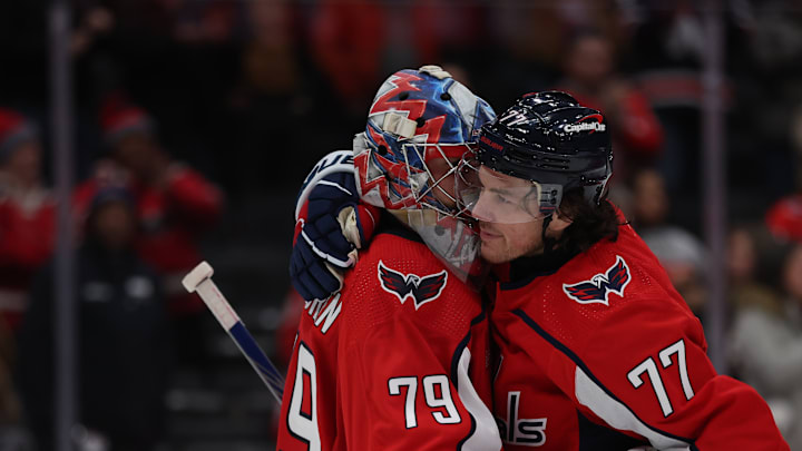 T.J. Oshie, Charlie Lindgren, Washington Capitals