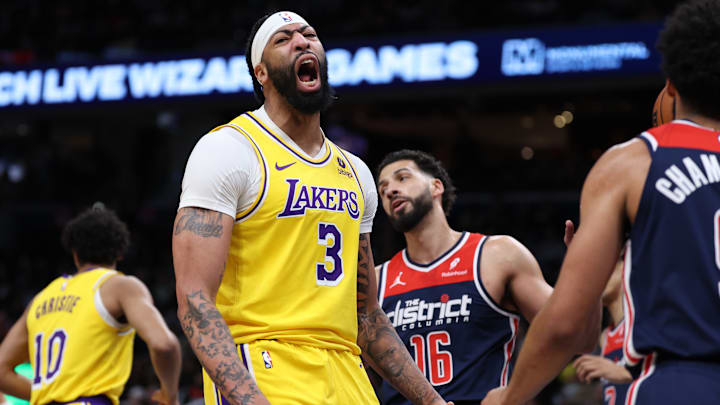 Los Angeles Lakers v Washington Wizards