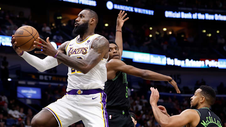 Los Angeles Lakers v New Orleans Pelicans