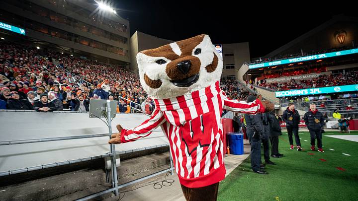 Wisconsin Badgers vs. Illinois Fighting Illini