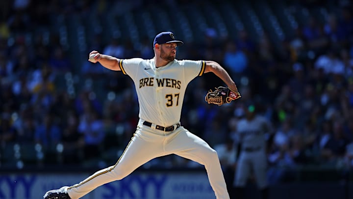 Adrian Houser (37) will serve as rotation depth for the Mets in 2024.