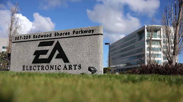 EA Sports announces the return of the college football video game in 2024.