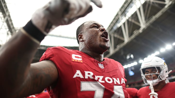 DJ Humphries with the Arizona Cardinals DJ Humphries with the Arizona Cardinals