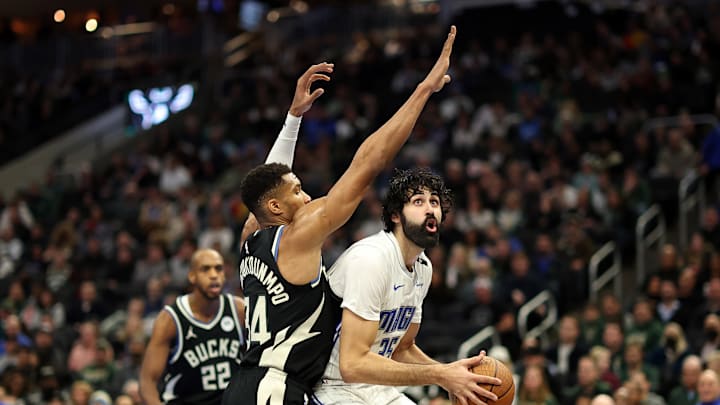 Orlando Magic v Milwaukee Bucks: Quarterfinals - Emirates NBA Cup