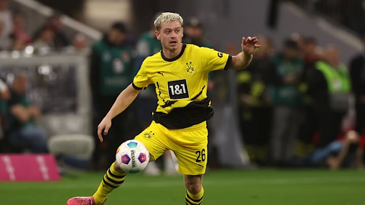 FC Bayern München v Borussia Dortmund - Bundesliga