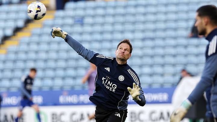 Begovic is looking for his next club Begovic is looking for his next club