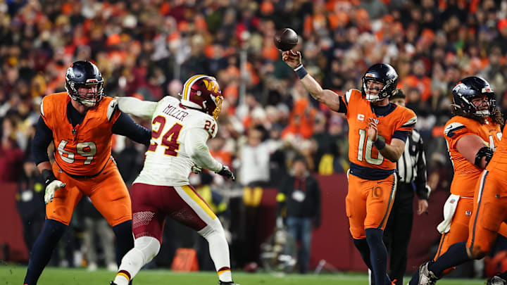 Denver Broncos v Washington Commanders - NFL 2025