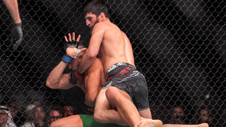 Johnny Walker and Magomedov Ankalaev