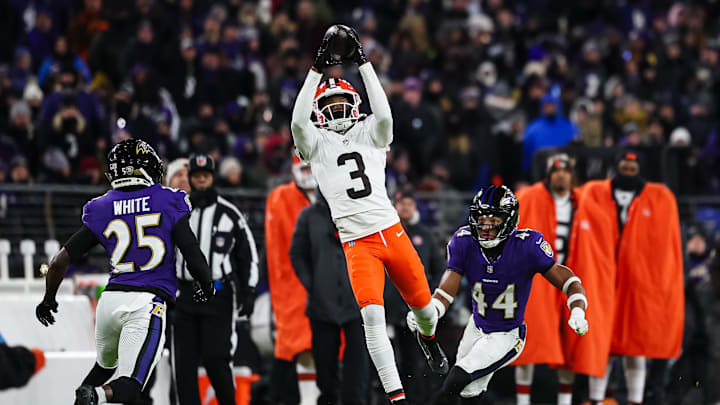 Cleveland Browns v Baltimore Ravens