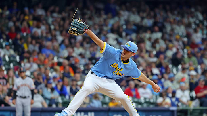 San Francisco Giants v Milwaukee Brewers
