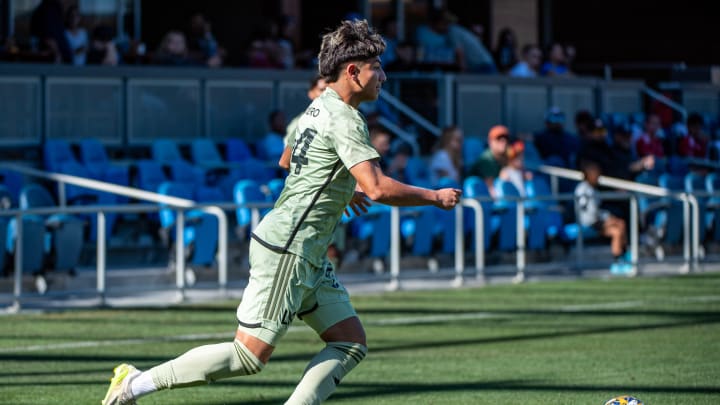 Javen Romero es nuevo jugador de Chivas