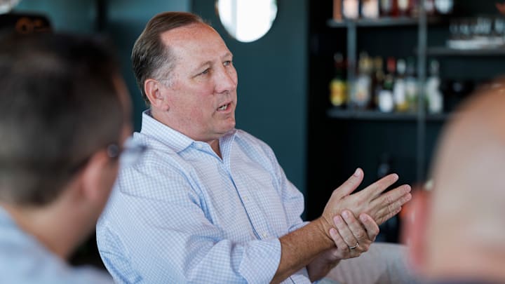 John Textor multiplie les casquettes de propriétaire