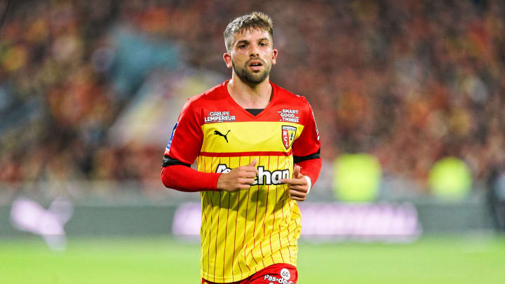 En délicatesse avec un genou, Jimmy Cabot n'est pas apparu sur les pelouses de Ligue 1, cet saison En délicatesse avec un genou, Jimmy Cabot n'est pas apparu sur les pelouses de Ligue 1, cet saison