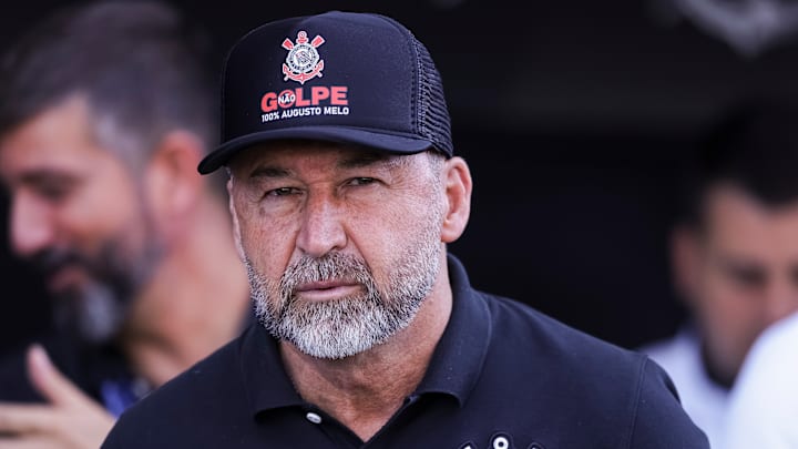 Augusto Melo vive situação muito delicada no comando do Corinthians Augusto Melo vive situação muito delicada no comando do Corinthians