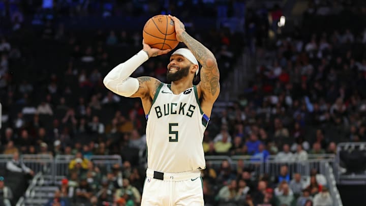 Chicago Bulls v Milwaukee Bucks