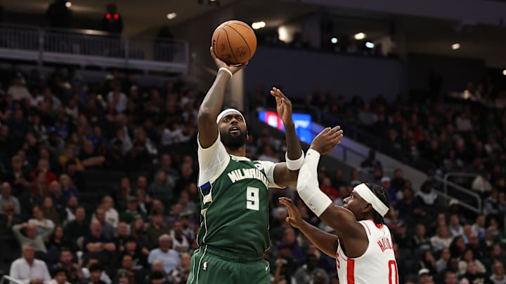 Houston Rockets v Milwaukee Bucks