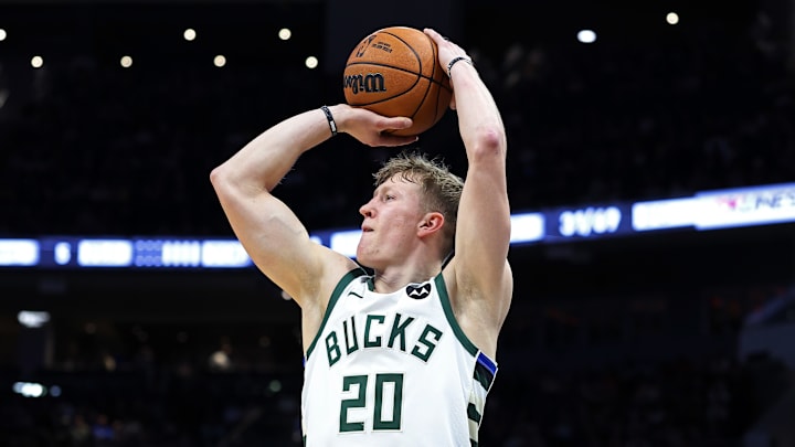 Golden State Warriors v Milwaukee Bucks