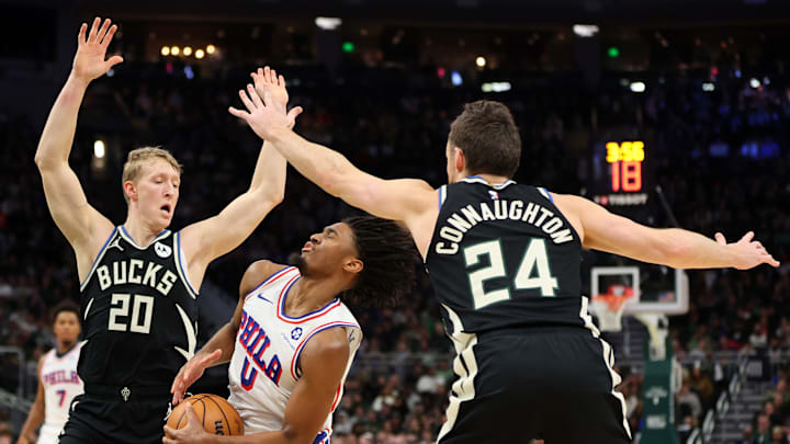 Philadelphia 76ers v Milwaukee Bucks